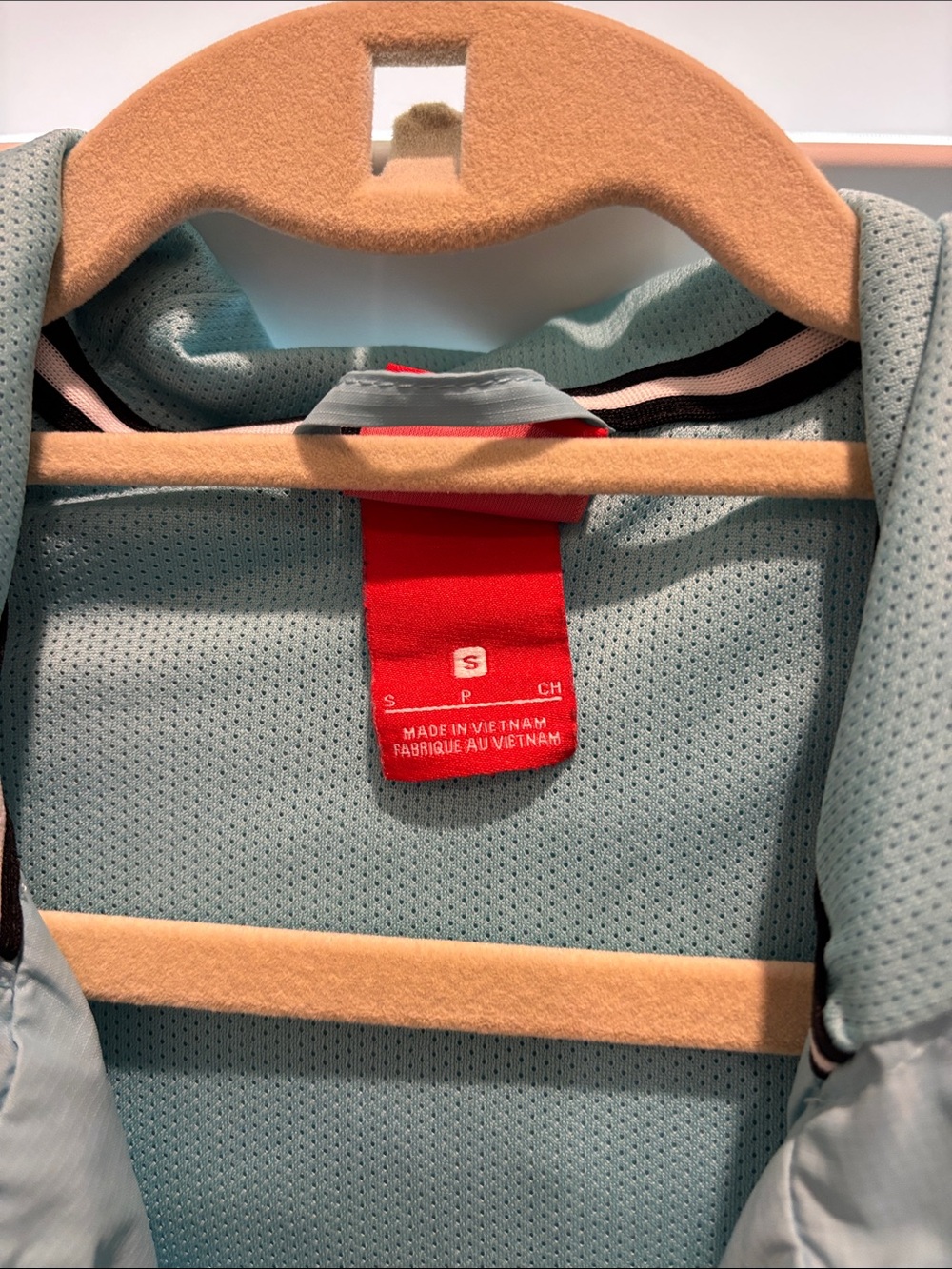 Nike Colorblock Bomber Jacket in Light Blue, White & Black - Picture 2 of 3